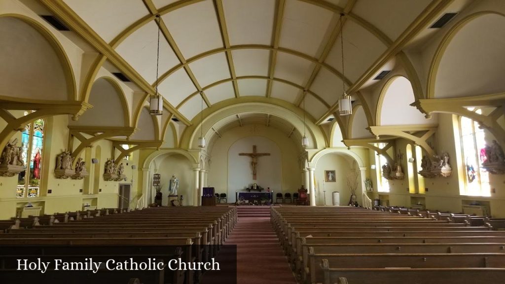 Holy Family Catholic Church - Lincoln (Illinois)