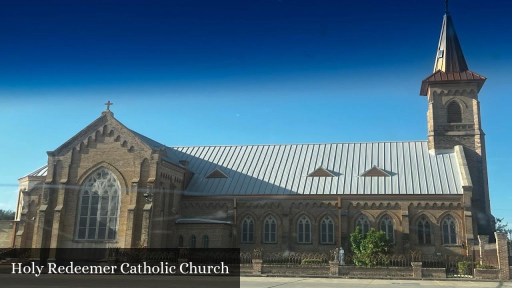 Holy Redeemer Catholic Church - Laredo (Texas)