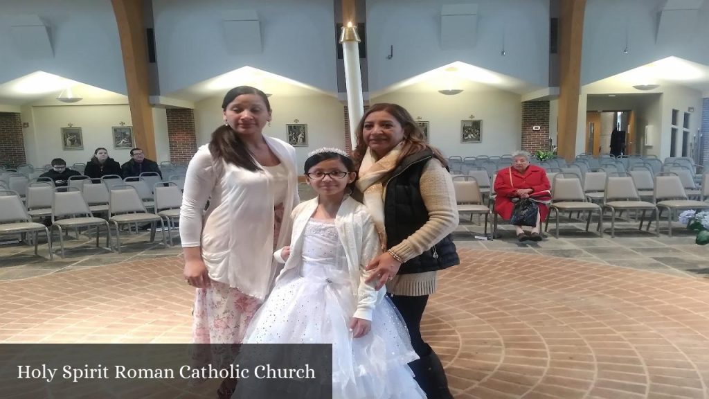 Holy Spirit Roman Catholic Church - Crown Point (Indiana)