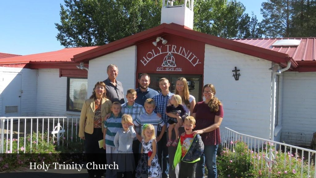 Holy Trinity Church - Flora Vista (New Mexico)