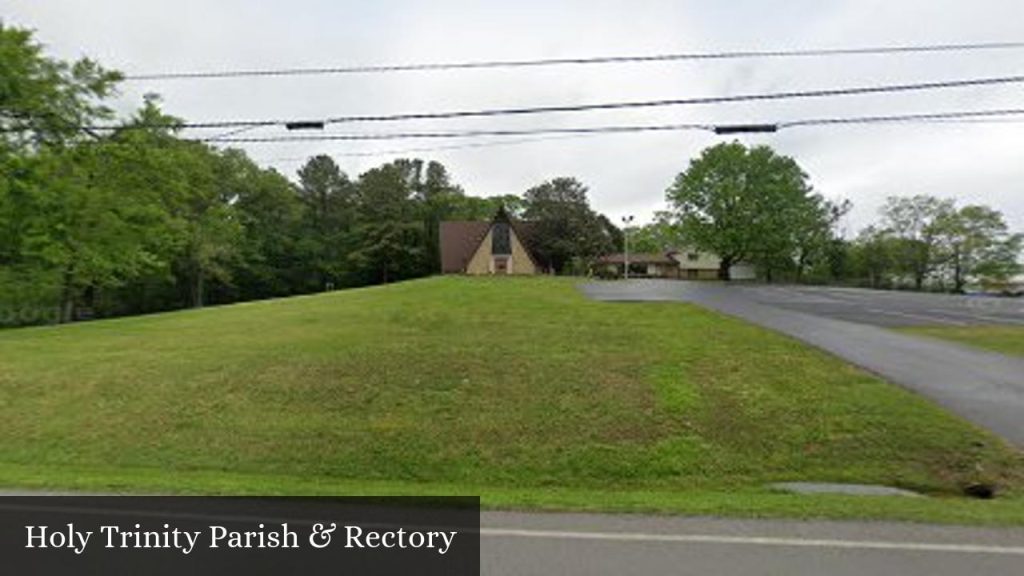 Holy Trinity Parish & Rectory - Morgantown (Kentucky)