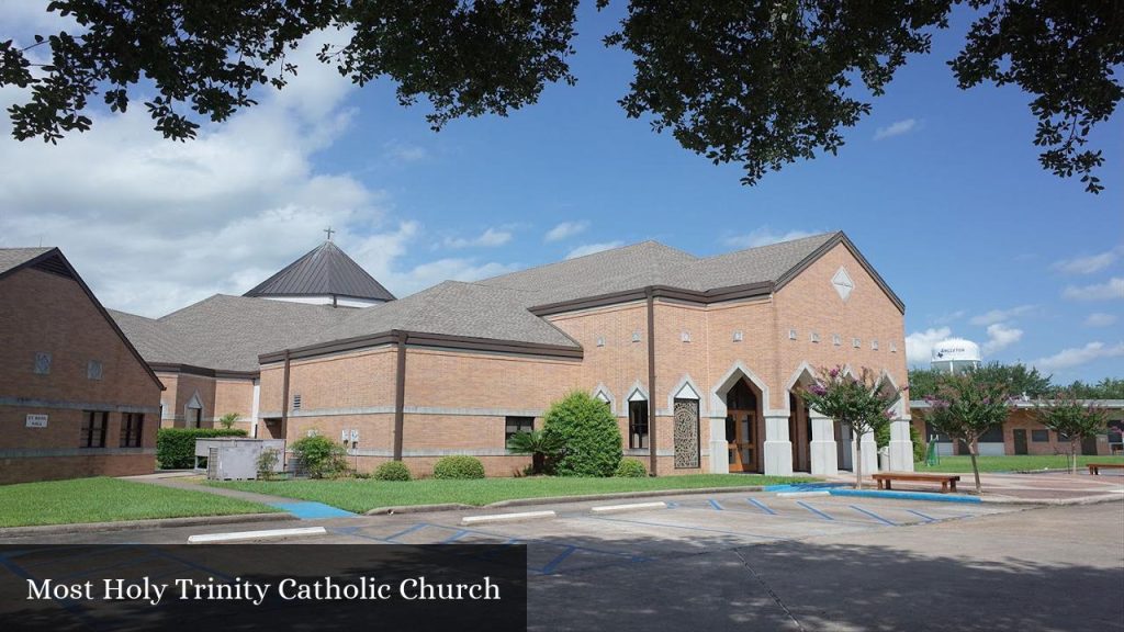 Most Holy Trinity Catholic Church - Angleton (Texas)