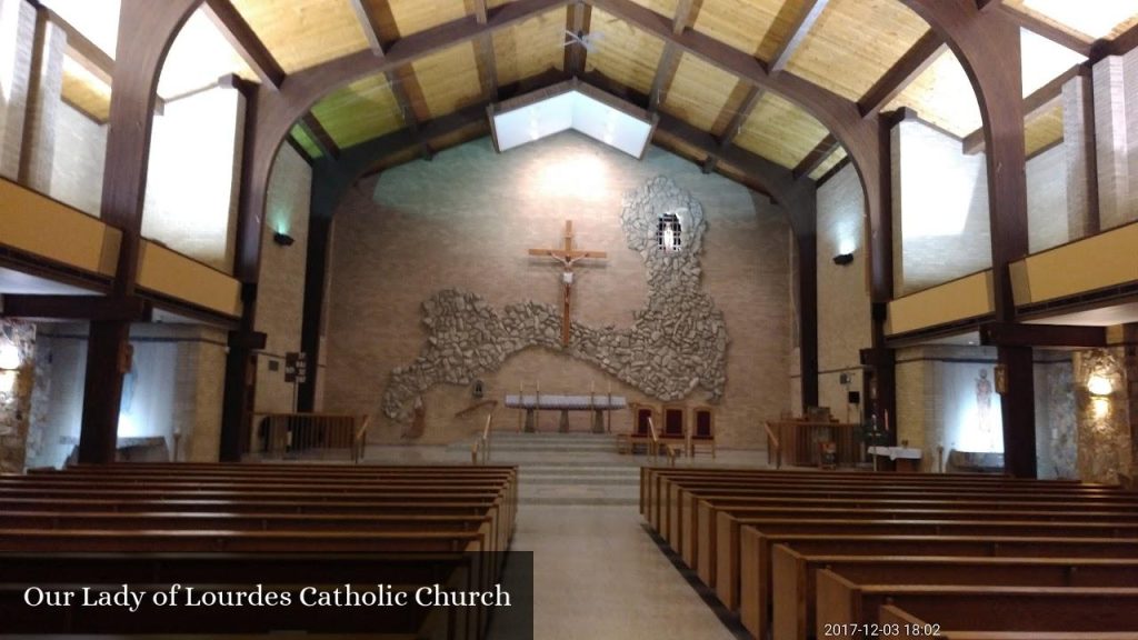 Our Lady of Lourdes Catholic Church - Bettendorf (Iowa)