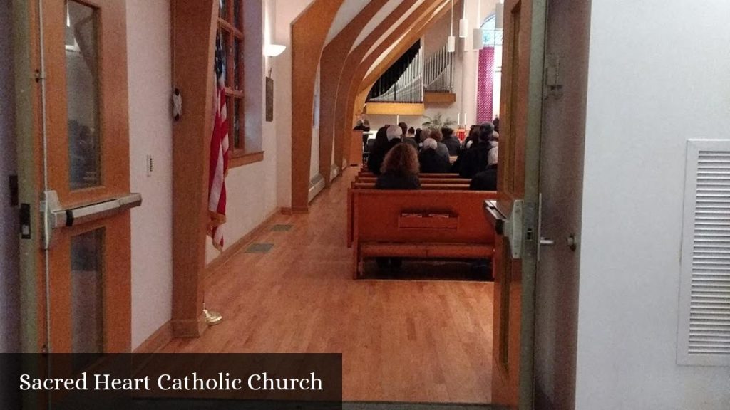 Sacred Heart Catholic Church - Auburn Hills (Michigan)