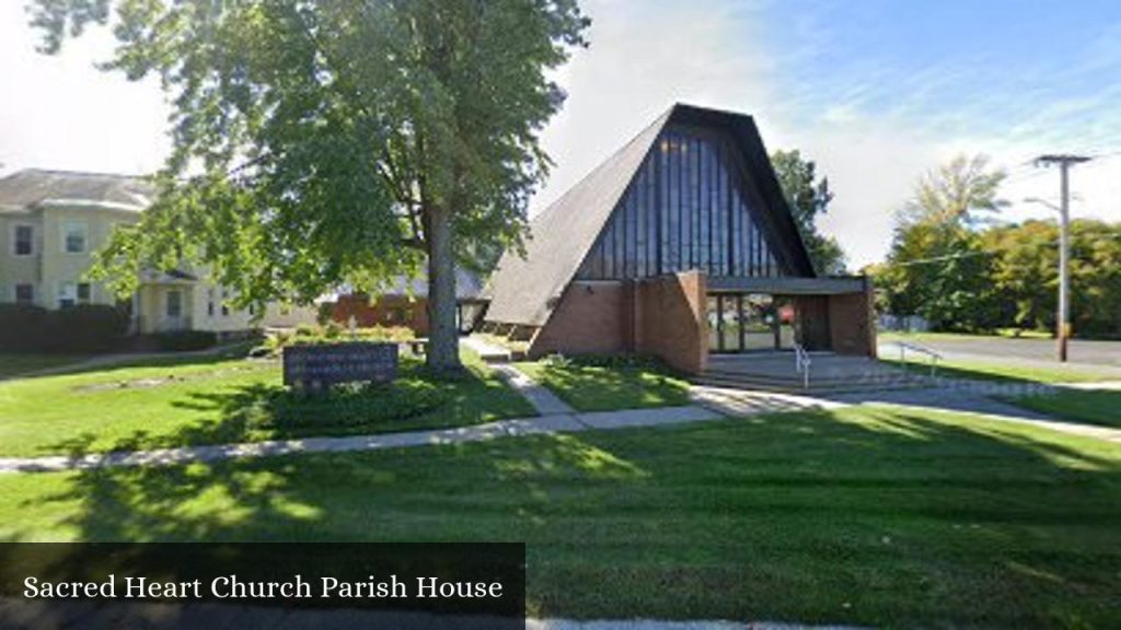 Sacred Heart Church Parish House - Chazy (New York)