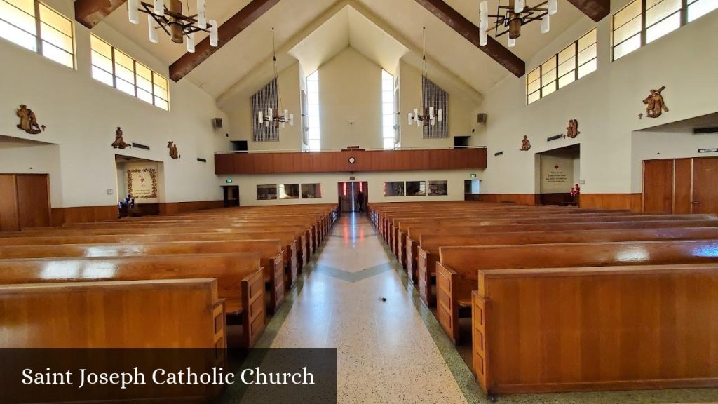 Saint Joseph Catholic Church - La Puente (California)
