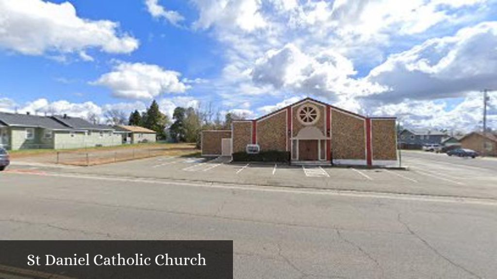 St Daniel Catholic Church - Wheatland (California)