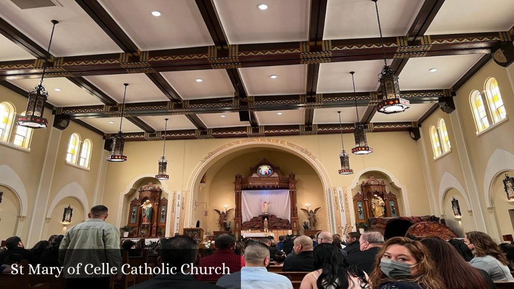 St Mary of Celle Catholic Church - Berwyn (Illinois)