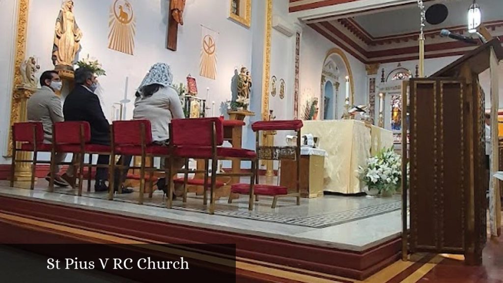 St Pius V Rc Church - Queens (New York)