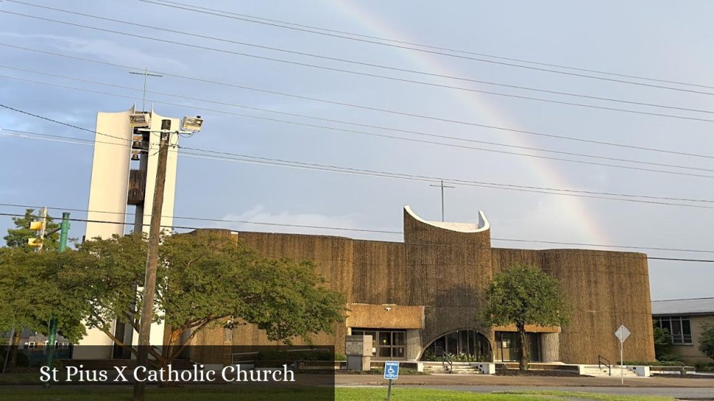 St Pius X Catholic Church - Norfolk (Virginia)