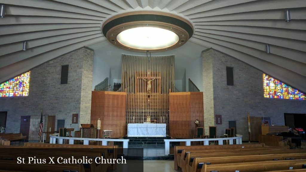 St Pius X Catholic Church - Rock Island (Illinois)