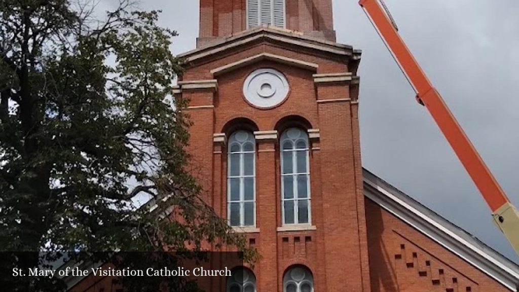 St. Mary of the Visitation Catholic Church - Iowa City (Iowa)