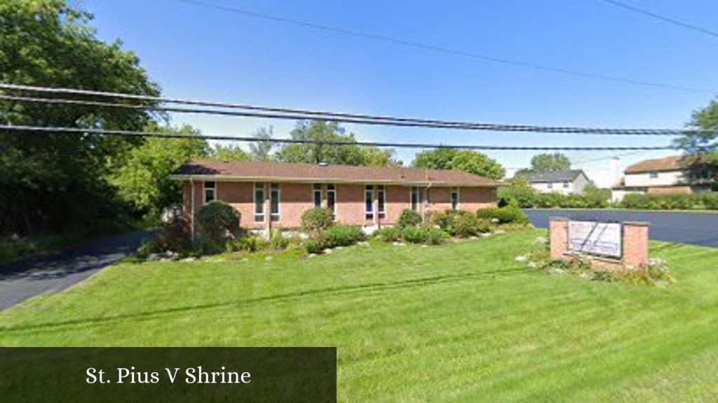 St. Pius V Shrine - Hawthorn Woods (Illinois)